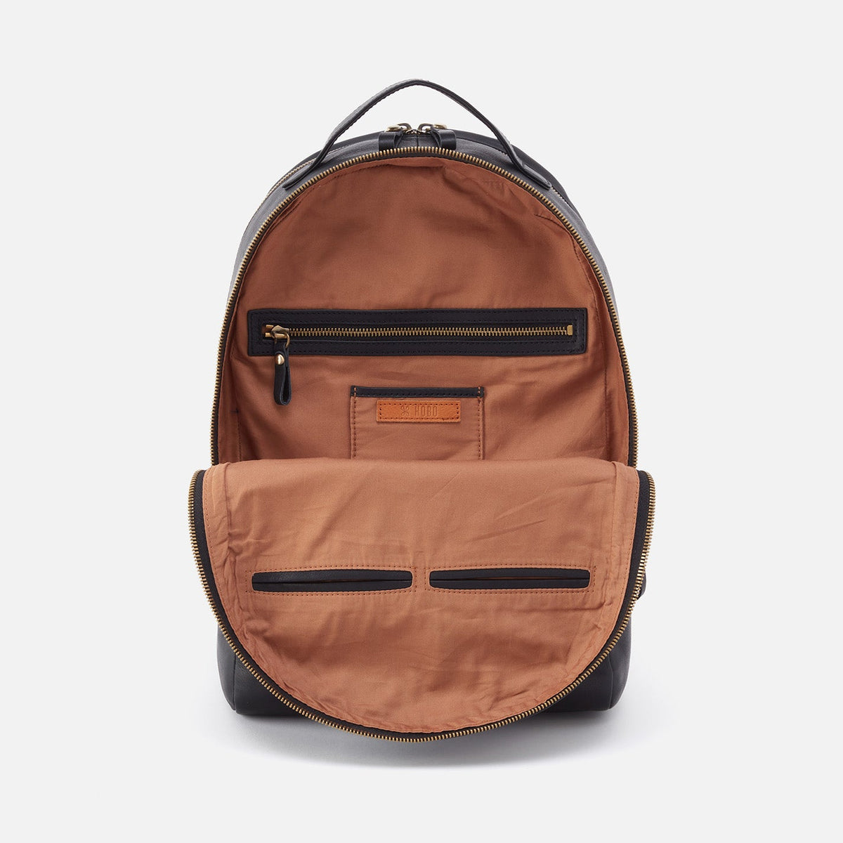 HOBO Best Price - Maddox Backpack in Silk Napa Leather - Black
