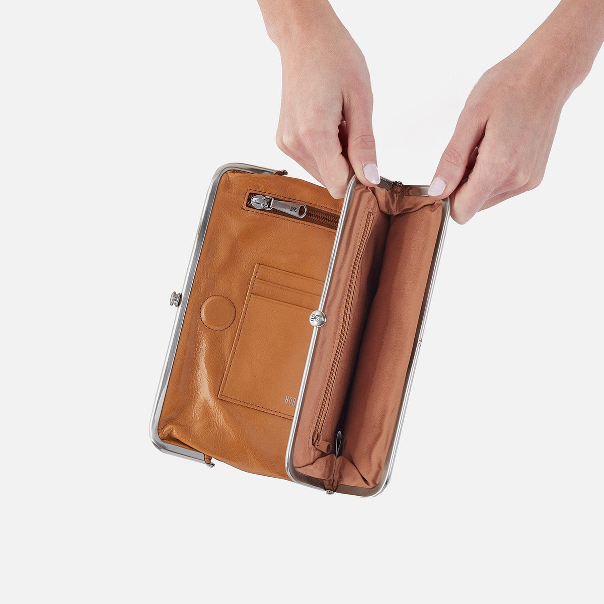HOBO Special Offer - Lauren Clutch-Wallet In Polished Leather - Natural