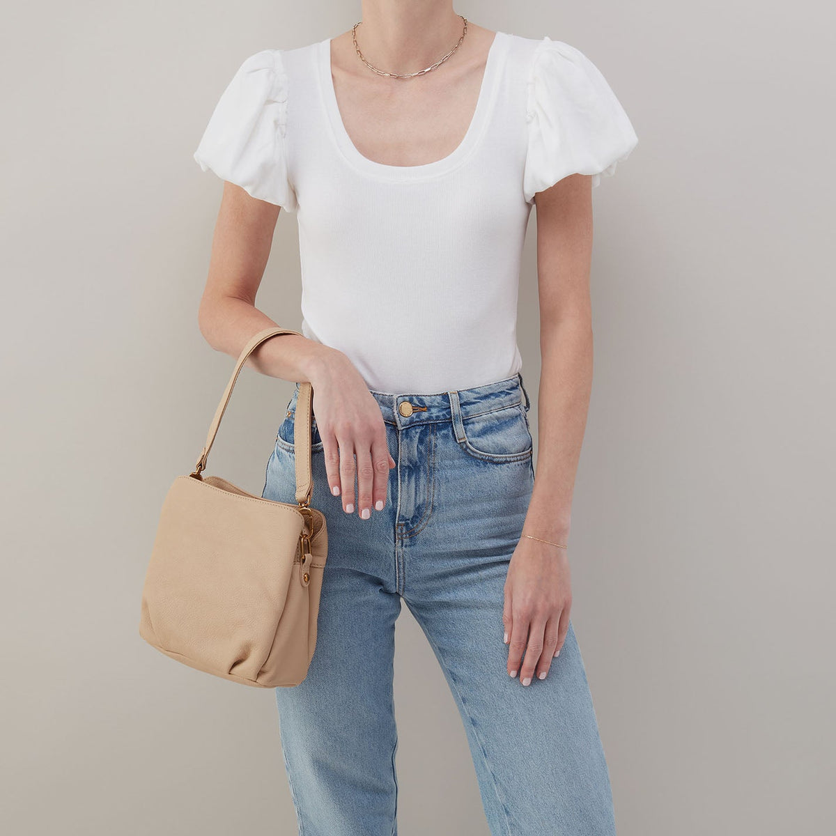HOBO Featured - Starr Convertible Shoulder Bag in Pebbled Leather - Linen
