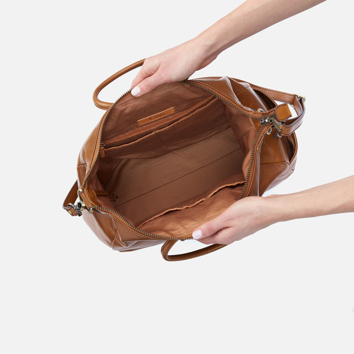 HOBO Customer Favorite - Sheila Large Satchel in Polished Leather - Truffle