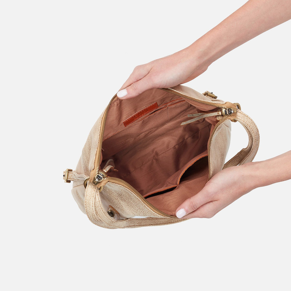 HOBO Featured - Merrin Convertible Backpack In Metallic Leather - Gold Leaf