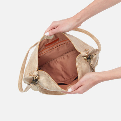 HOBO Premium - Pier Shoulder Bag in Metallic Leather - Gold Leaf