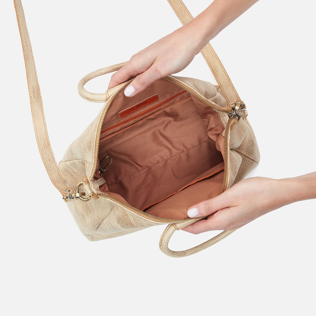 HOBO Exclusive - Sheila Medium Satchel In Metallic Leather - Gold Leaf