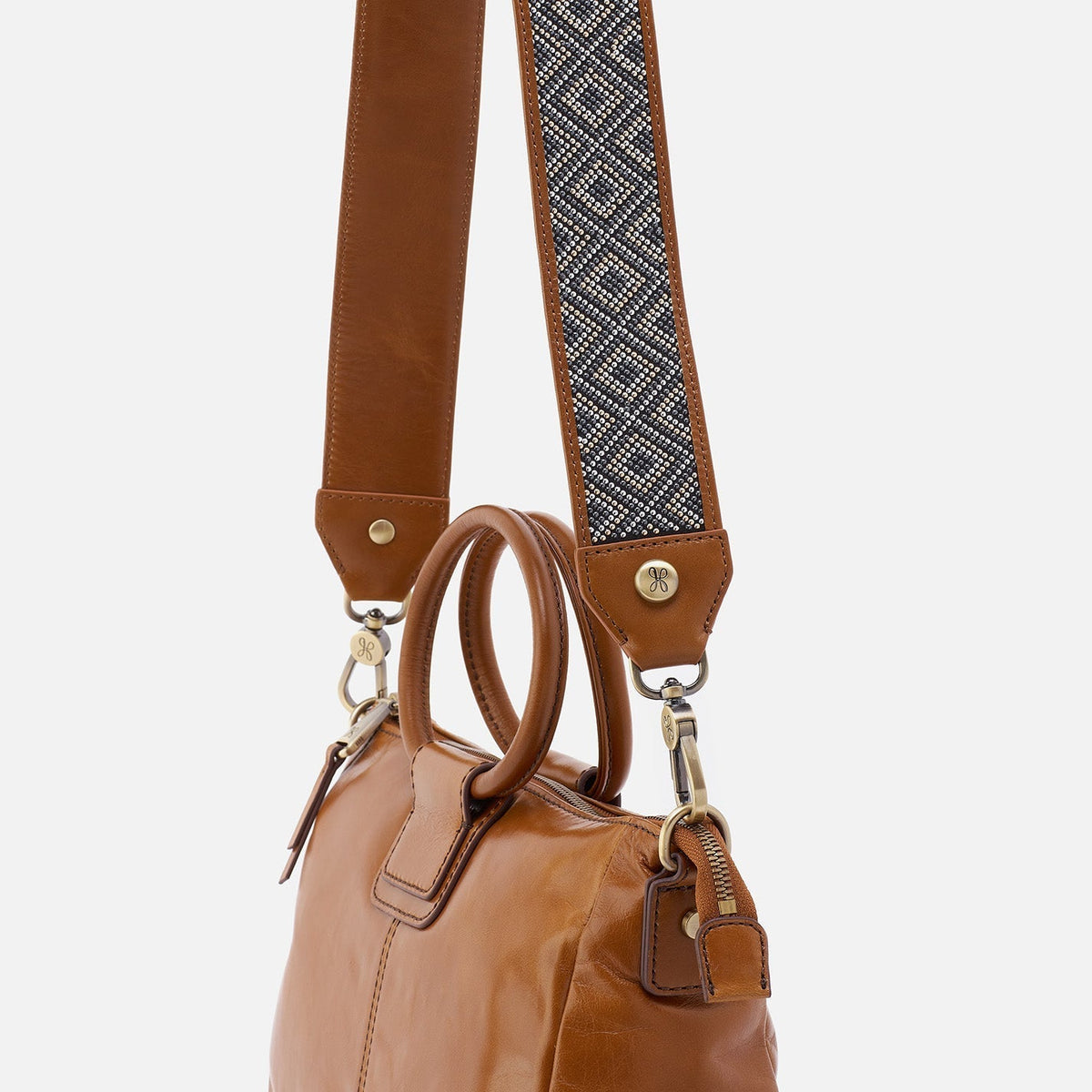 HOBO Great Value - Beaded Guitar Strap In Polished Leather - Truffle