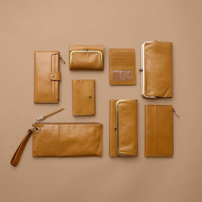 HOBO New - Robin Compact Wallet In Polished Leather - Natural