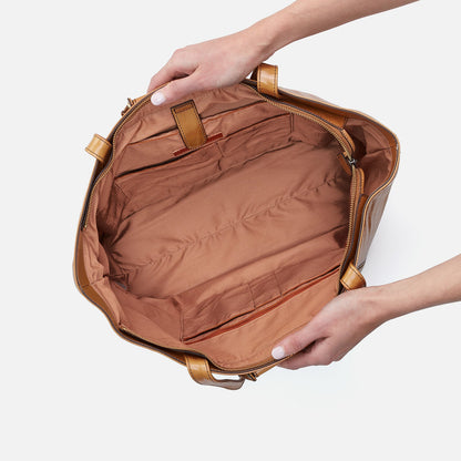 HOBO Hot Sale - Sheila East-West Tote In Polished Leather - Natural