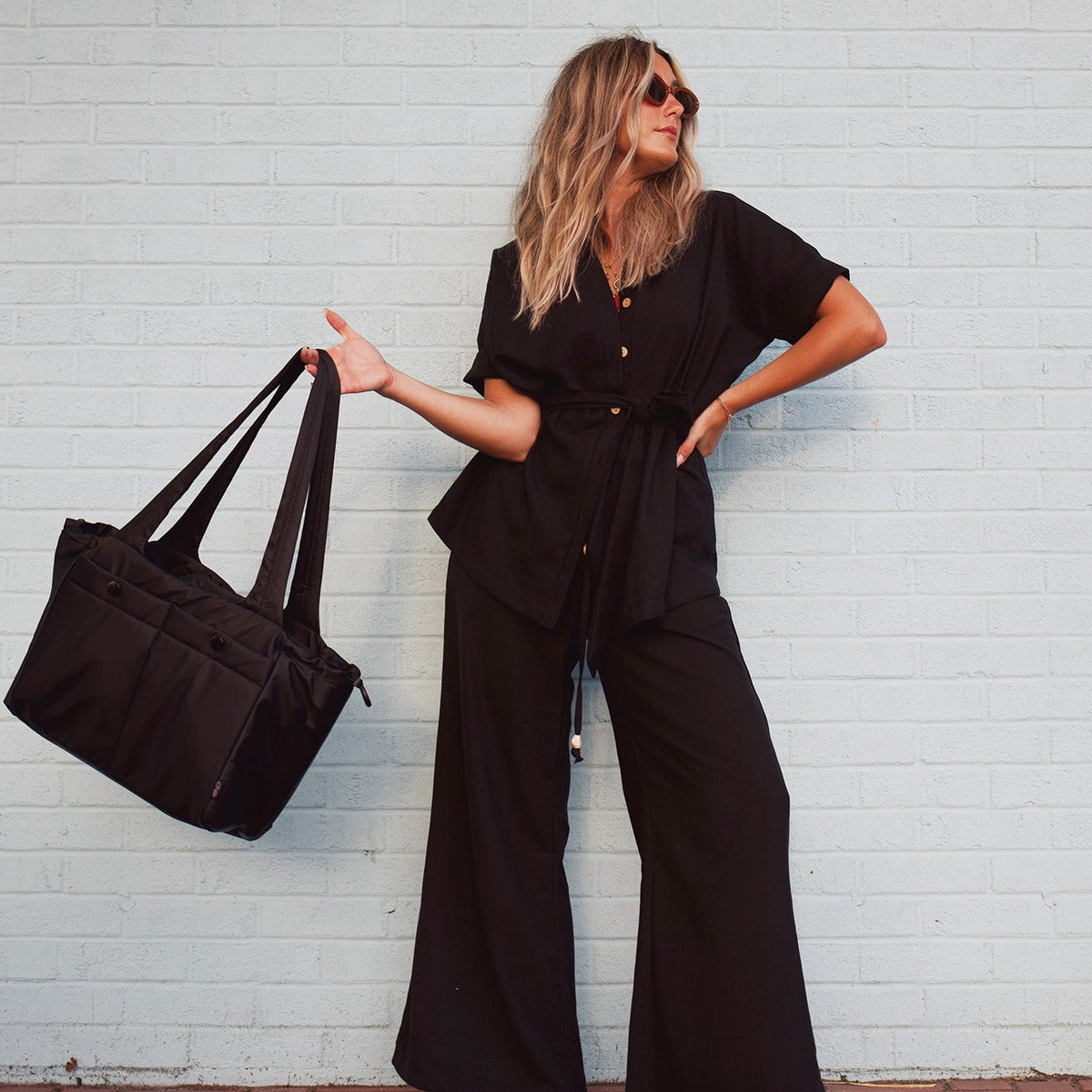 HOBO Great Value - ALL IN ONE Tote in CaRefiber recycled nylon - Jet