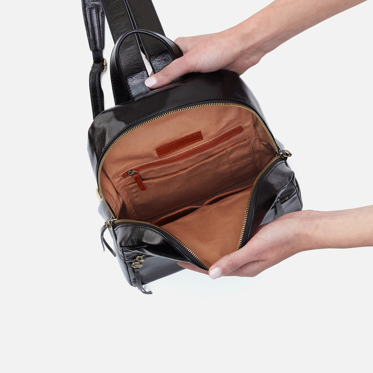 HOBO Quality - Billie Backpack In Polished Leather - Black