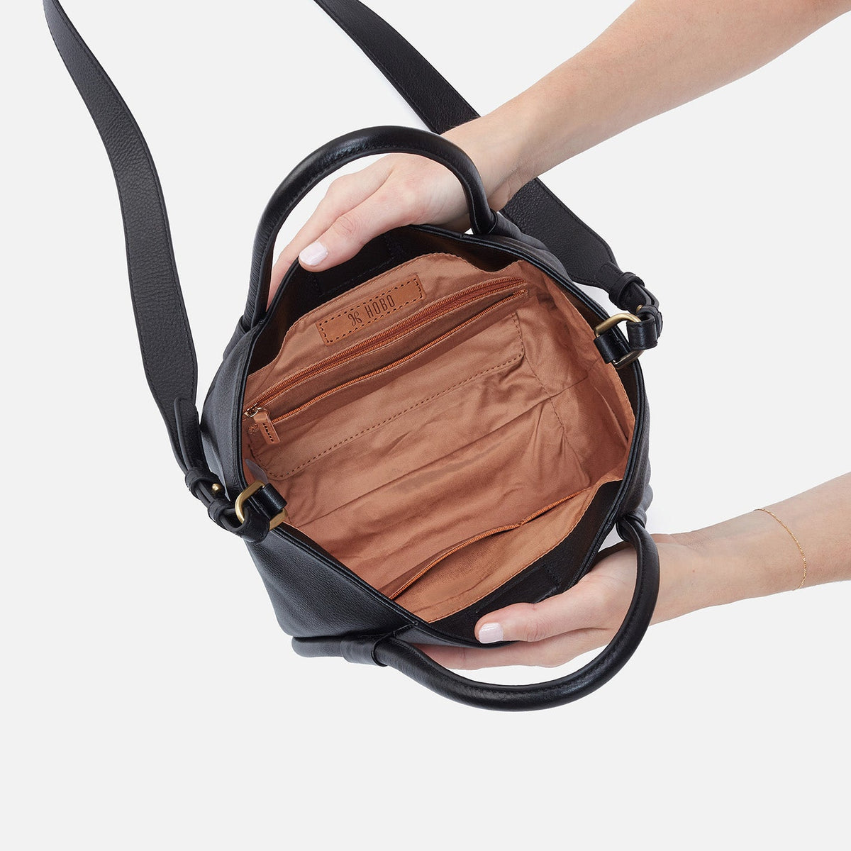 HOBO Recommended - Margot Satchel In Pebbled Leather - Black