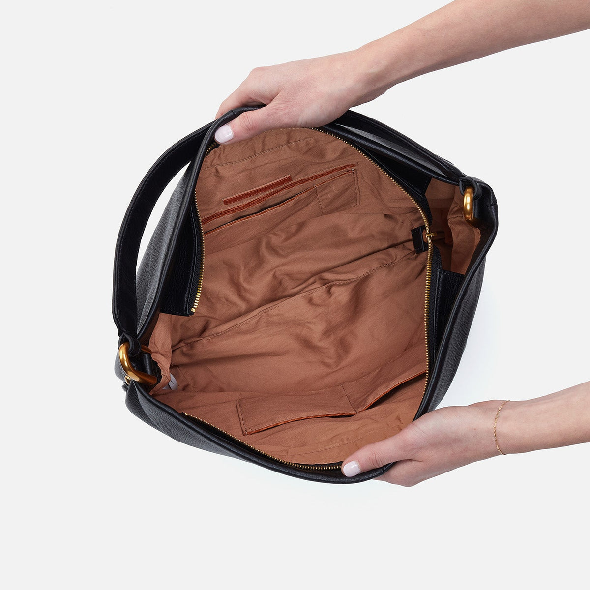 HOBO Exclusive - Harley Hobo In Pebbled Leather - Black