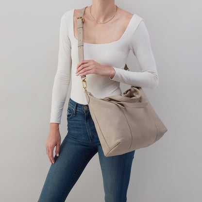 HOBO Discount - Harley Satchel In Pebbled Leather - Taupe