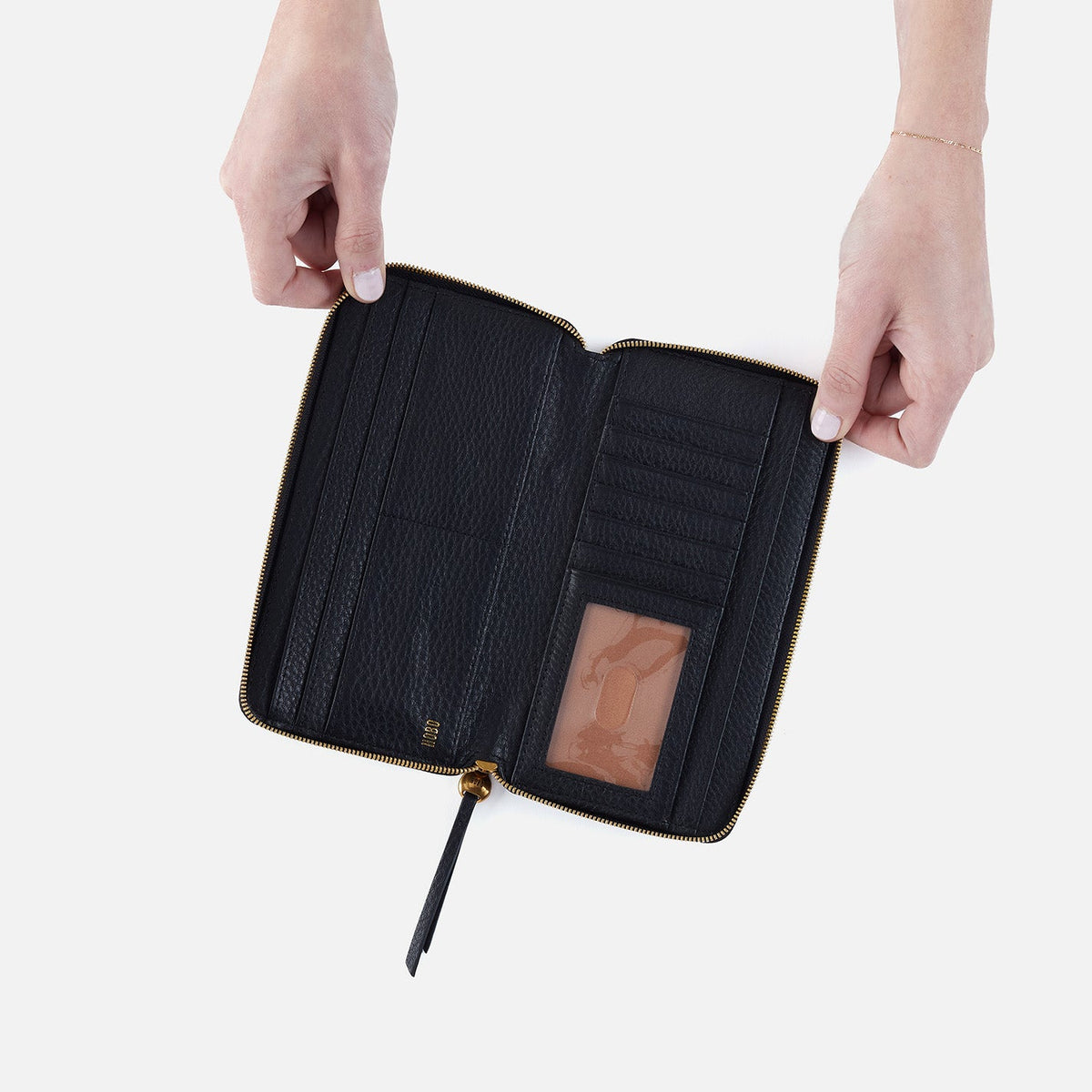 HOBO Customer Favorite - Hart Large Wallet In Pebbled Leather - Black