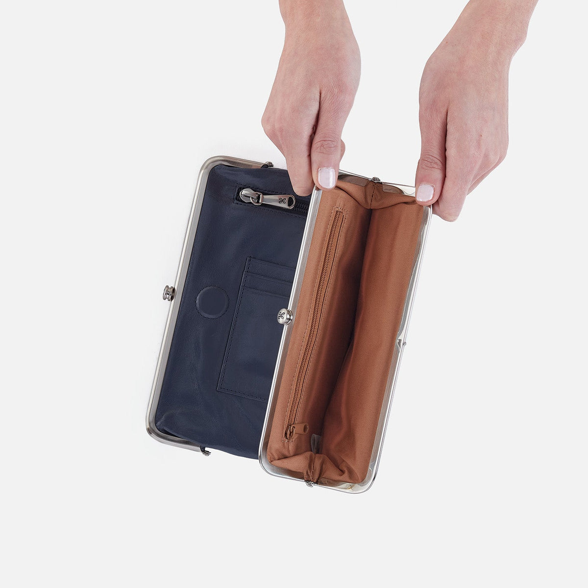 HOBO Latest - Lauren Clutch-Wallet In Polished Leather - Blue Stone