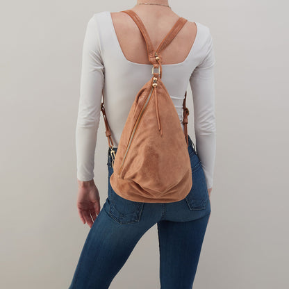 HOBO Value - Sway Convertible Sling In Buffed Leather - Whiskey