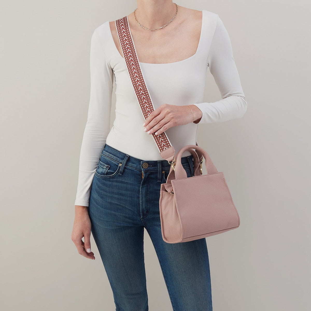 HOBO Latest - Cass Small Tote In Pebbled Leather - Blush