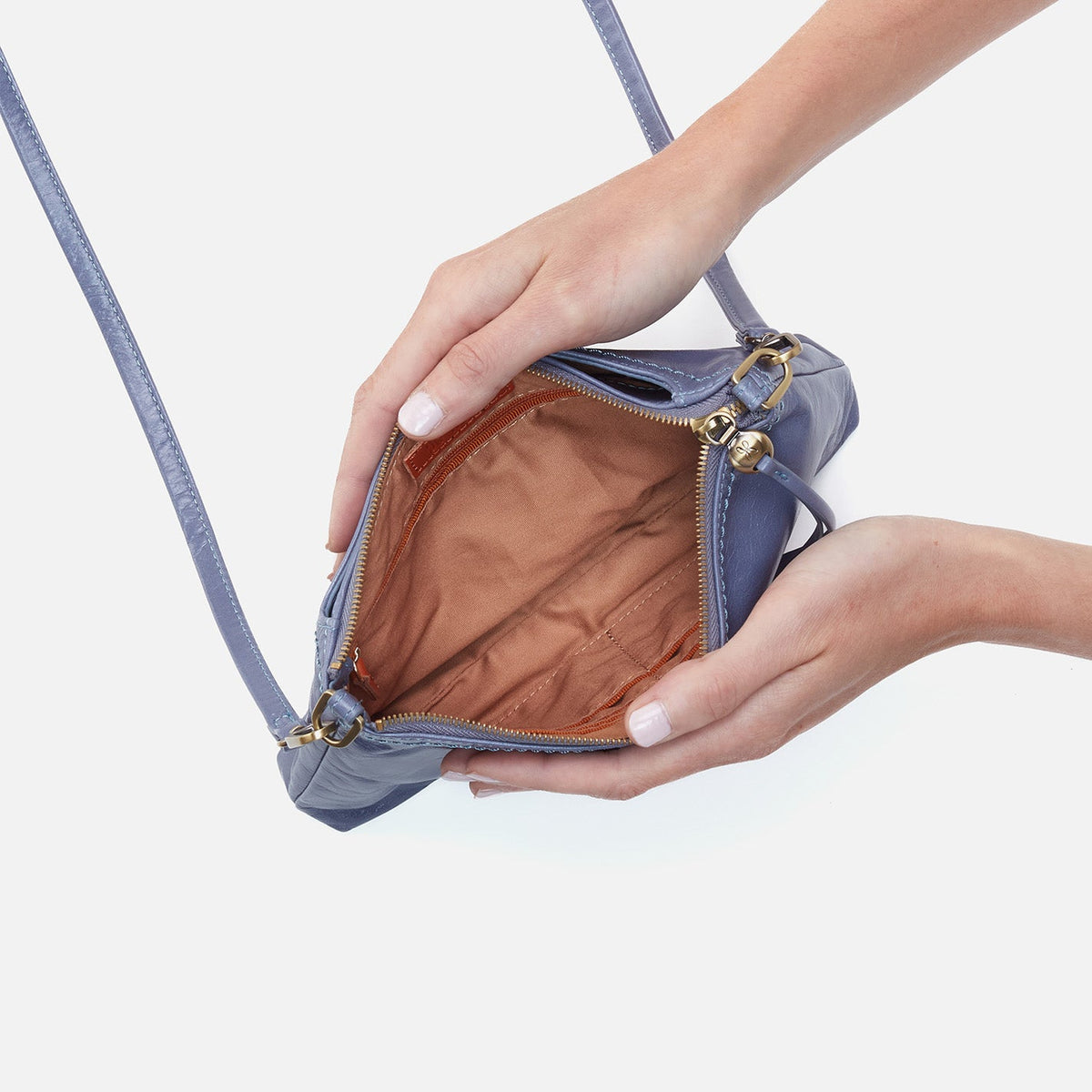 HOBO Deals - Darcy Crossbody In Polished Leather - Sky Blue
