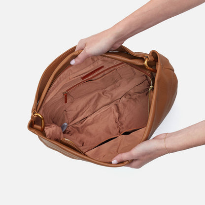 HOBO Discount - Harley Hobo In Pebbled Leather - Warm Honey