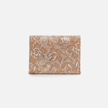 HOBO Great Value - Robin Compact Wallet In Printed Leather - Gilded Petals