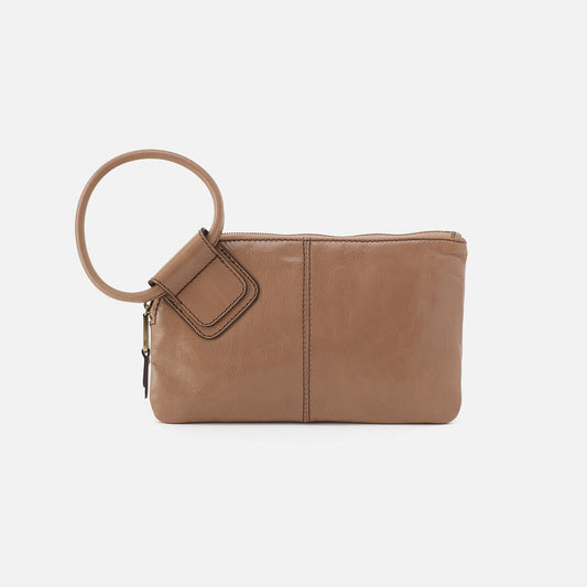 HOBO Everyday - Sable Wristlet In Polished Leather - Cashmere