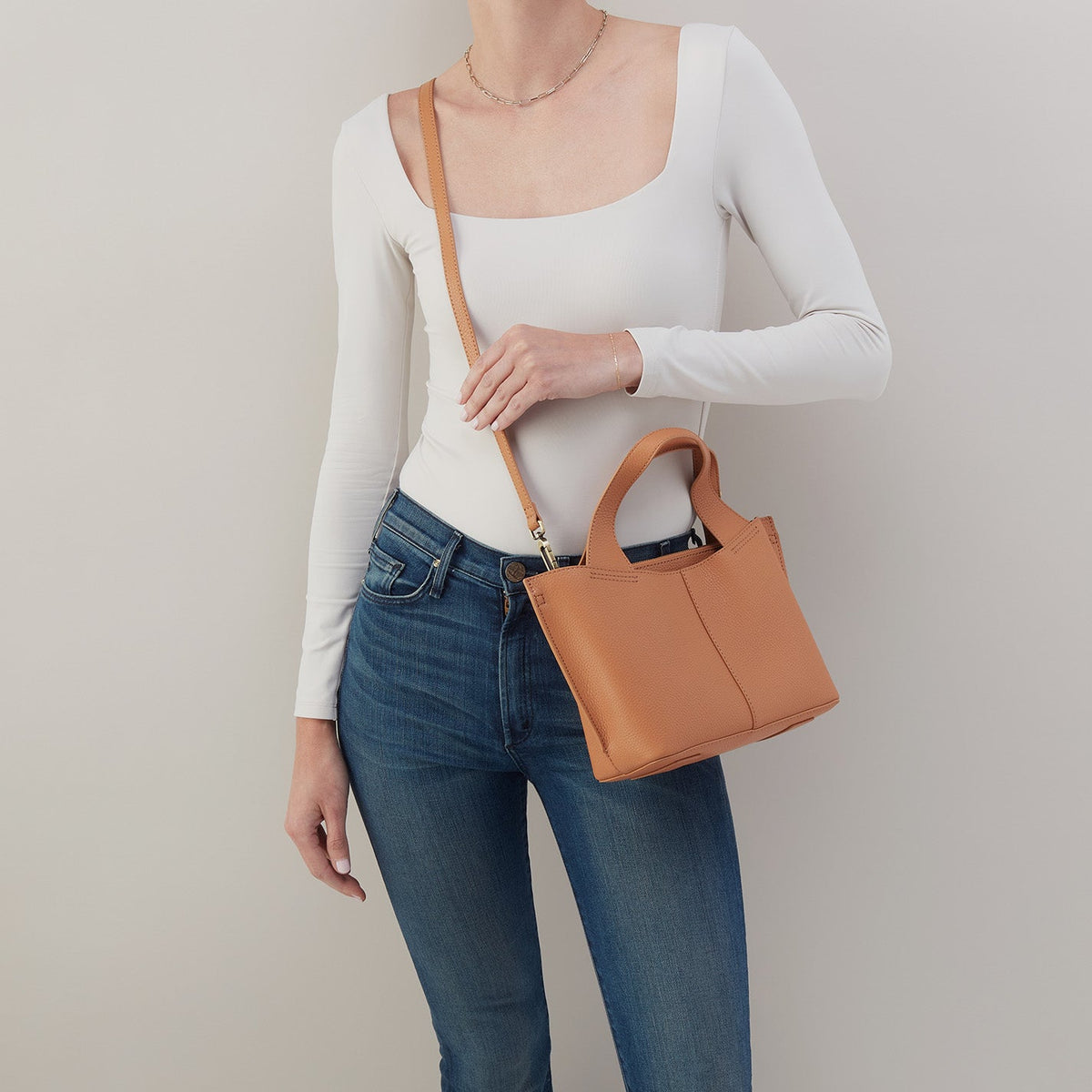 HOBO Featured - Vida Small Tote in Micro Pebbled Leather - Biscuit