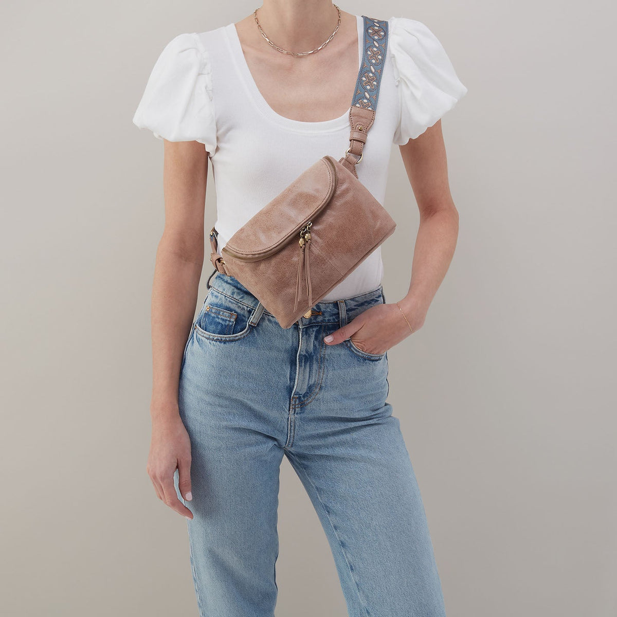 HOBO Premium - Fern Large Belt Bag In Buffed Leather - Hazel