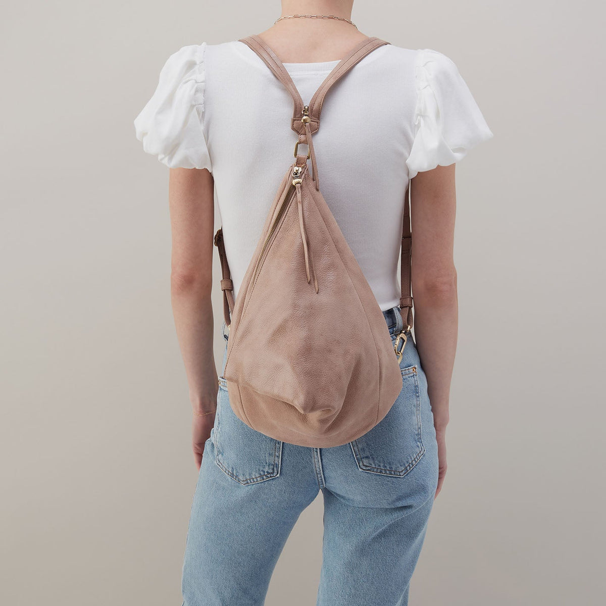 HOBO Discount - Sway Convertible Sling In Buffed Leather - Hazel