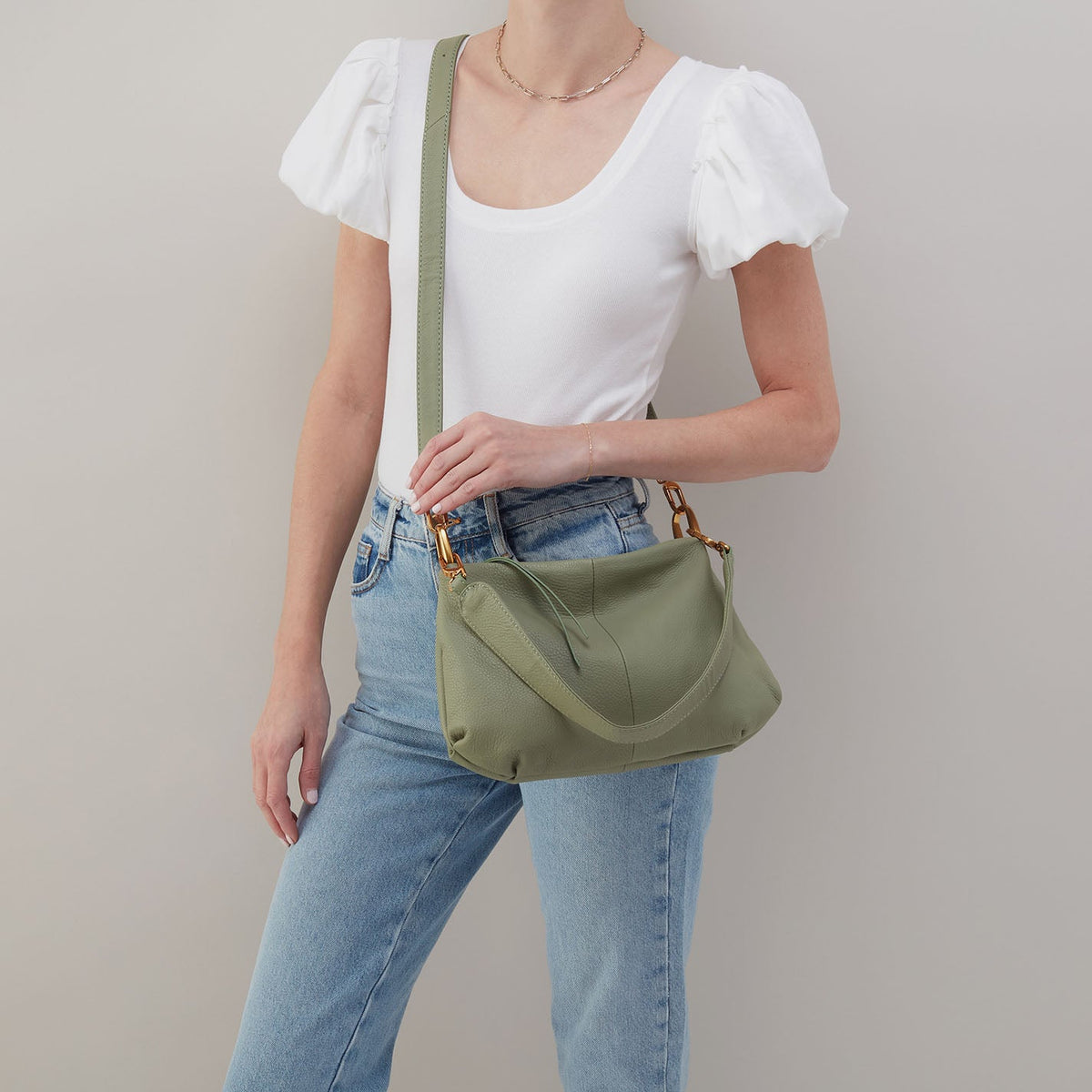 HOBO Value - Advance Shoulder Bag In Pebbled Leather - Watercress