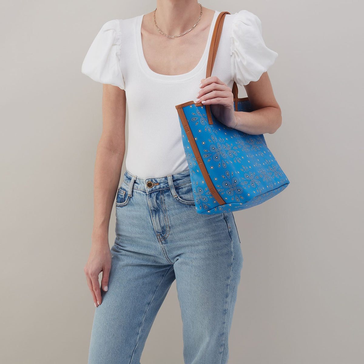 HOBO Quality - All That Tote In Coated Canvas - Blue Journey Bandana