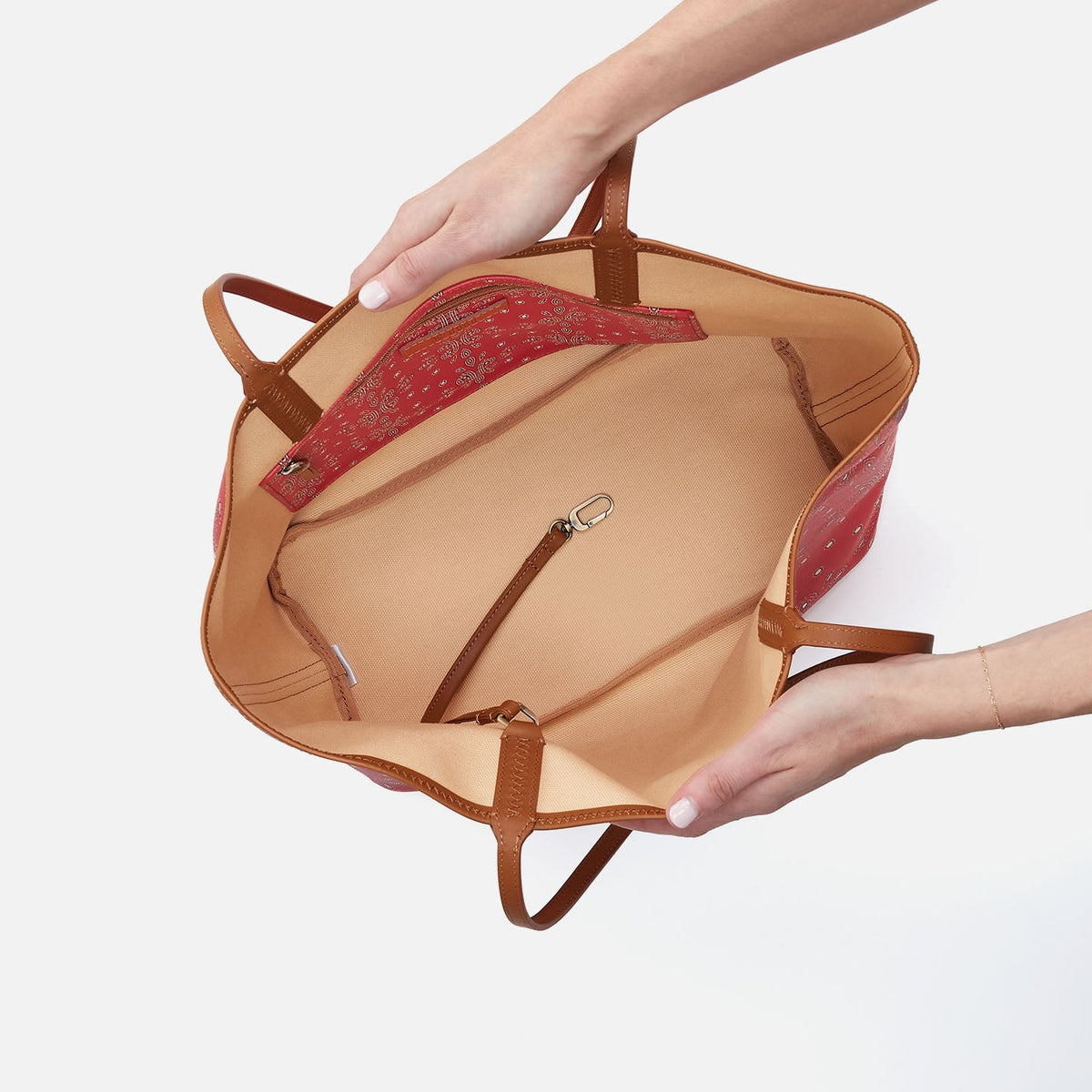 HOBO Everyday - All That Tote In Coated Canvas - Red Journey Bandana