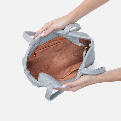 HOBO Featured - Austin Tote In Pebbled Leather - Blue Pearl