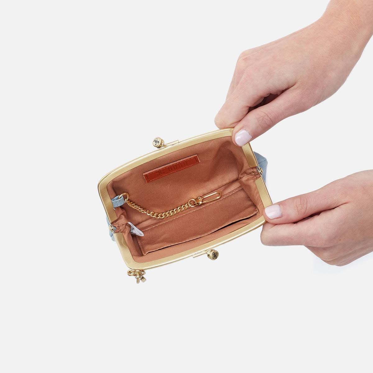 HOBO Quality - Cheer Frame Pouch In Buffed Leather - Sky