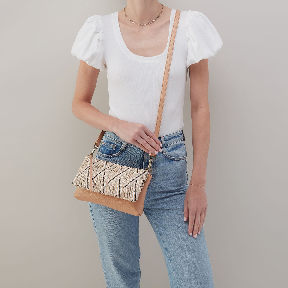 HOBO Trending - Darcy Double Crossbody In Pebbled Leather - Porcini