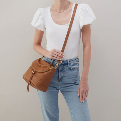 HOBO Best Price - Fern Top Handle Satchel In Pebbled Leather - Warm Honey