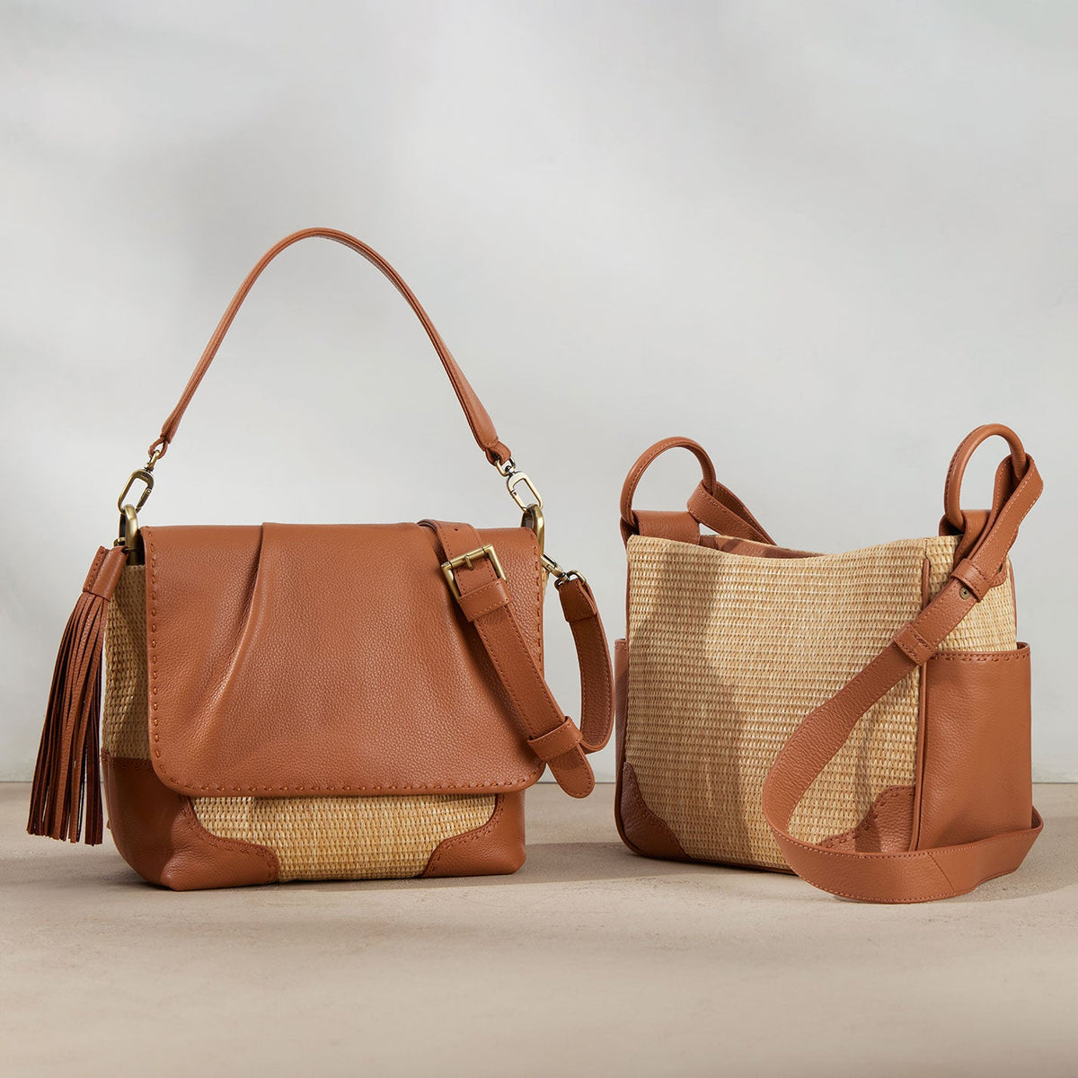 HOBO Great Value - Harley Convertible Shoulder Bag in Woven Straw - Natural Straw