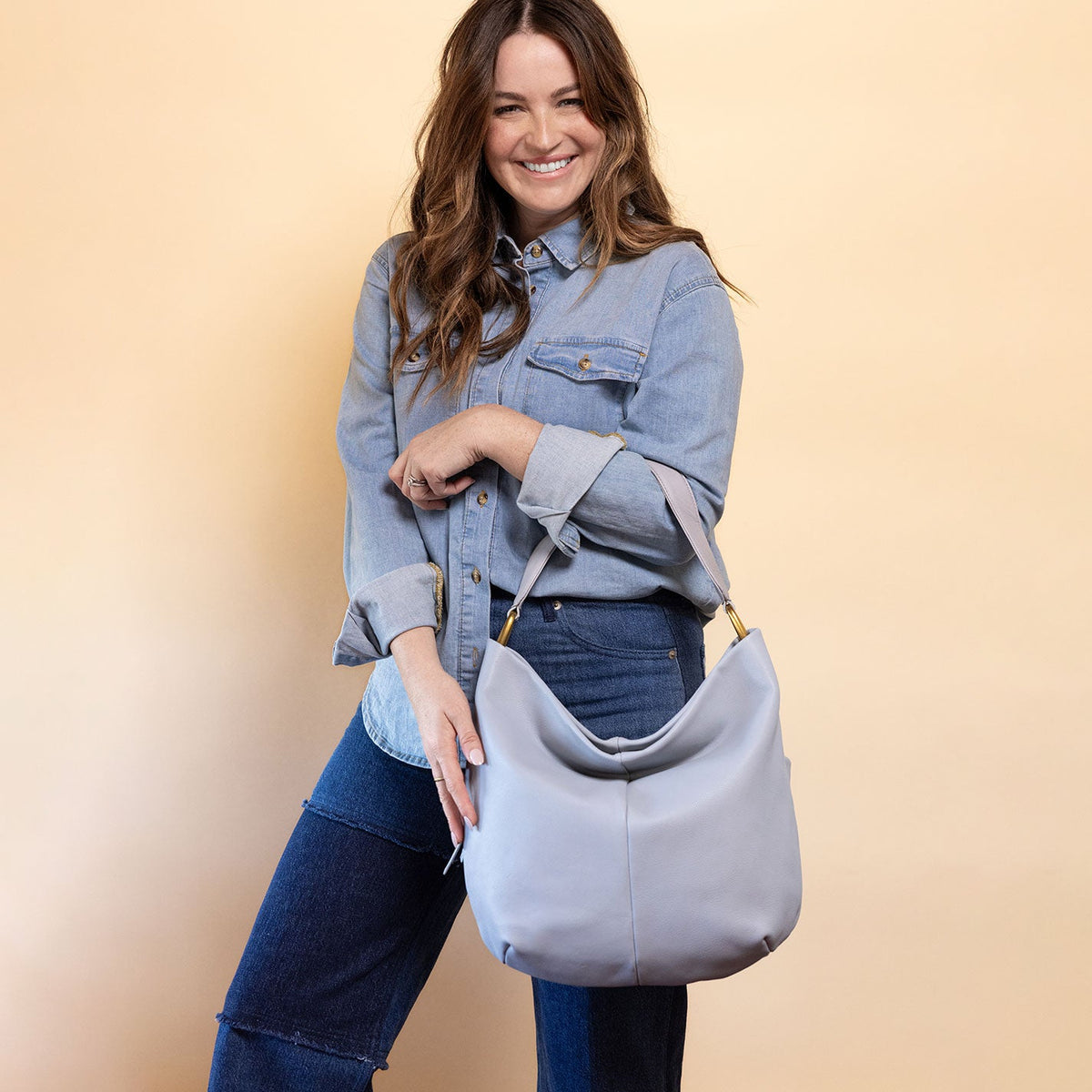 HOBO Quality - Harley Hobo In Pebbled Leather - Blue Pearl