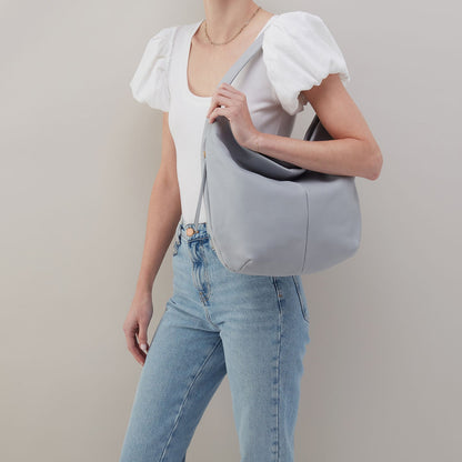 HOBO Quality - Harley Hobo In Pebbled Leather - Blue Pearl