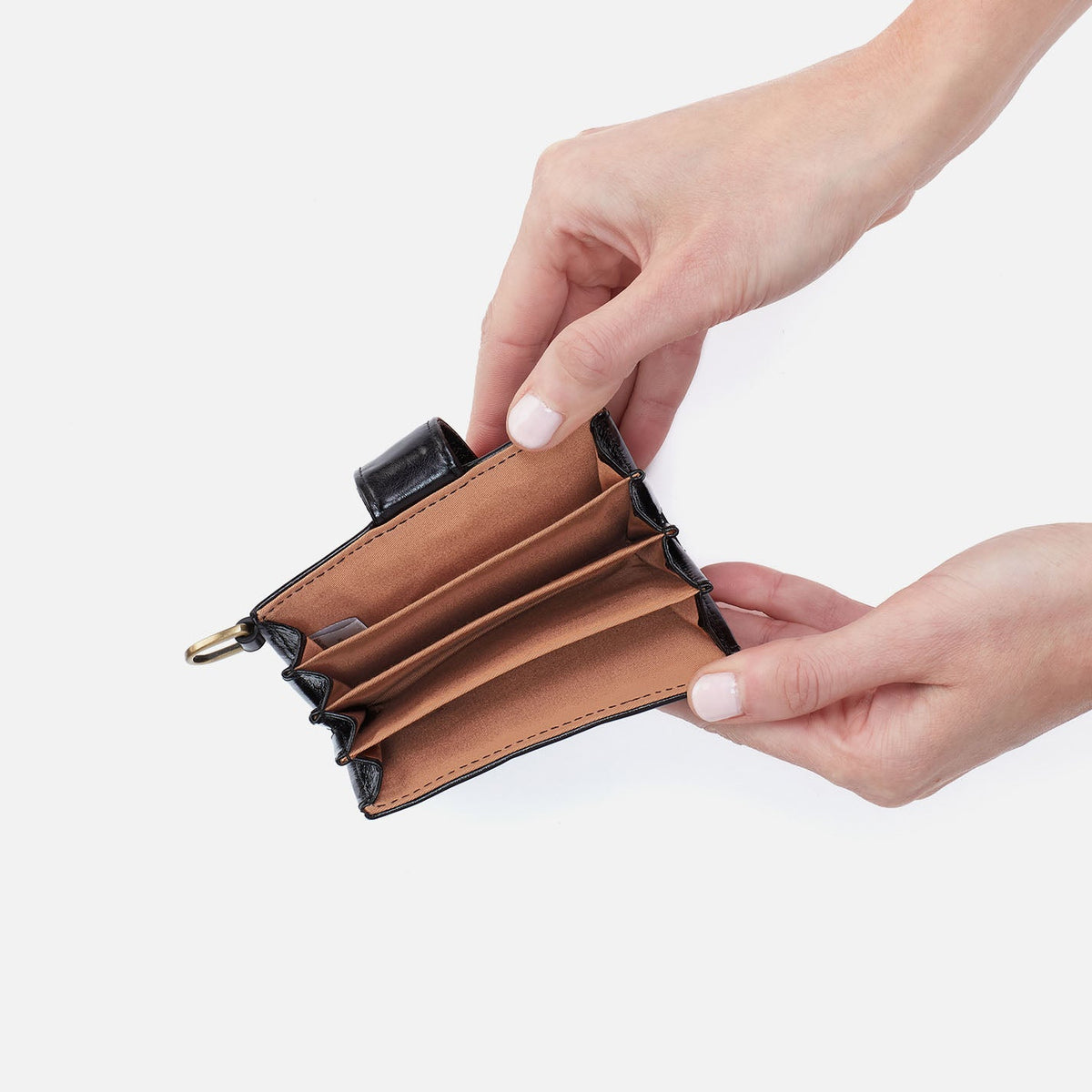HOBO Trending - Jean Accordian Card Case In Polished Leather - Black