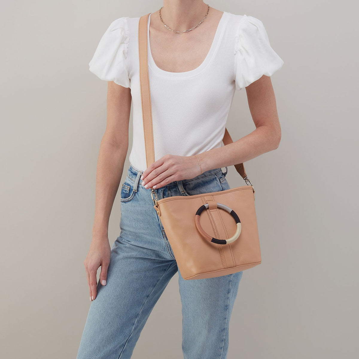 HOBO Exclusive - Luna Small Tote In Pebbled Leather - Porcini