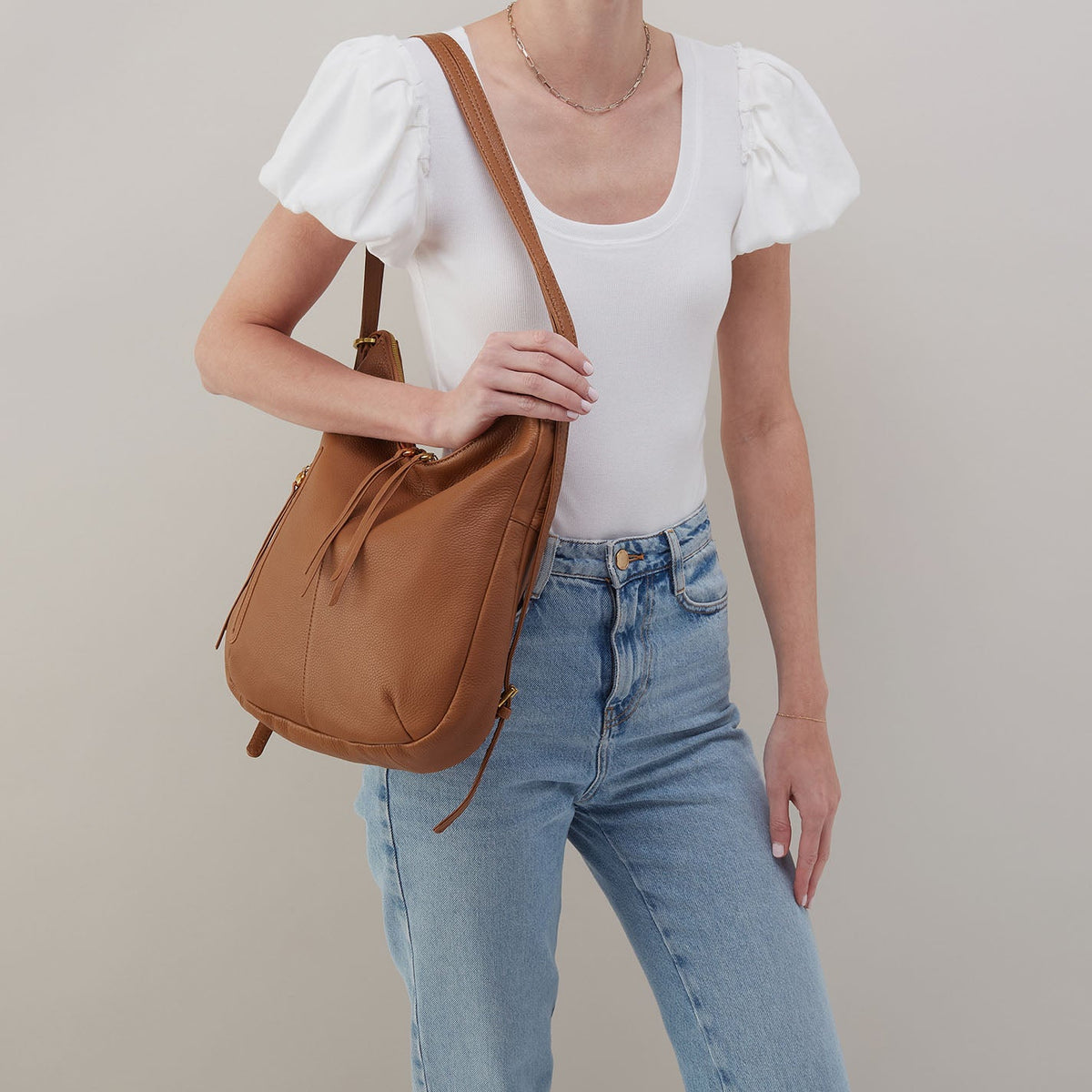 HOBO Best Price - Merrin Convertible Backpack In Pebbled Leather - Warm Honey