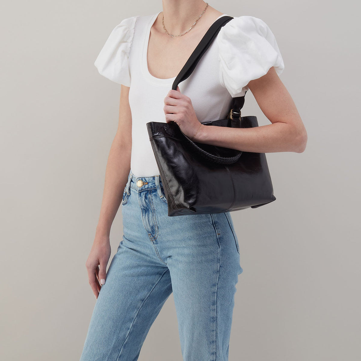 HOBO Popular - Romy Medium Tote In Polished Leather - Black