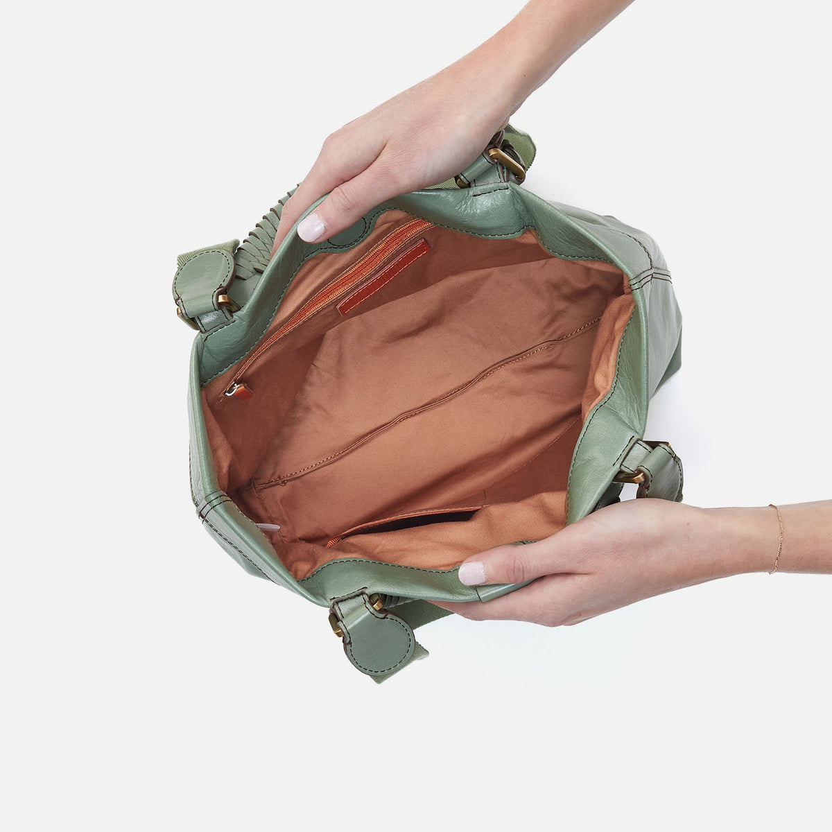 HOBO New - Romy Medium Tote In Polished Leather - Jade