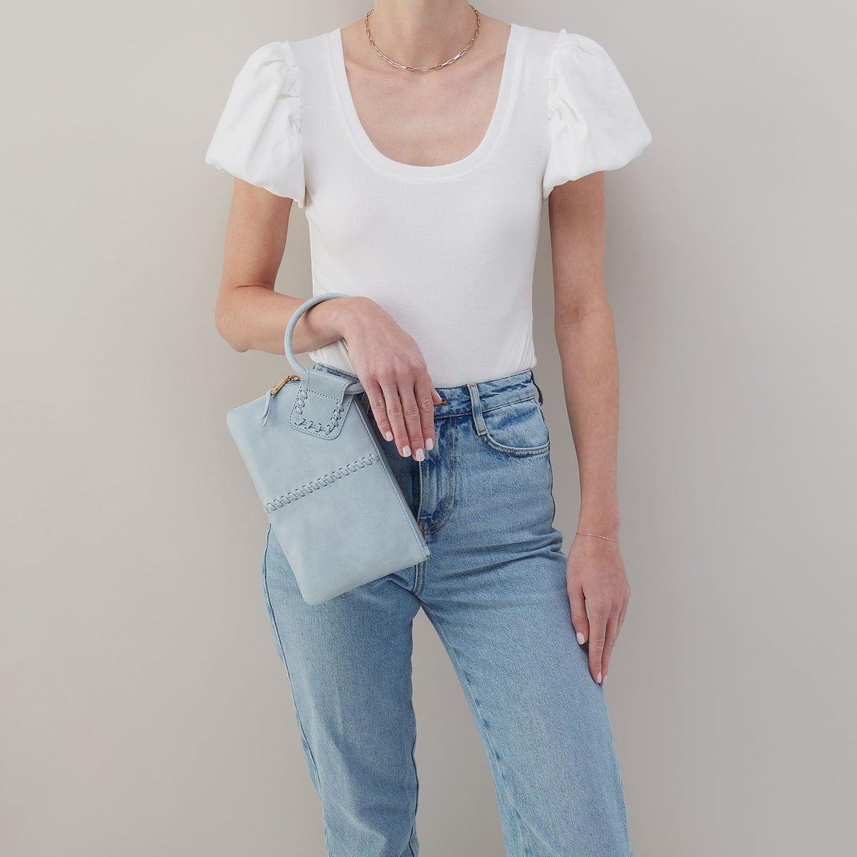 HOBO Best Seller - Sable Wristlet In Buffed Leather - Sky