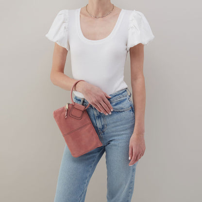 HOBO Signature - Sable Wristlet In Polished Leather - Rose