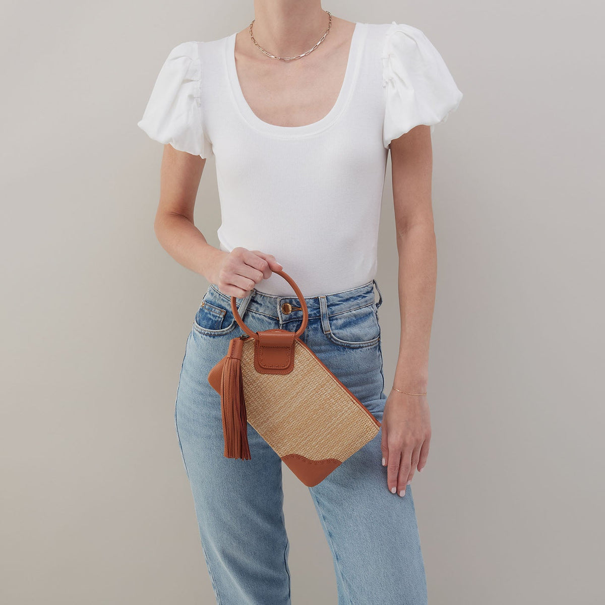 HOBO Signature - Sable Wristlet In Woven Straw - Natural Straw