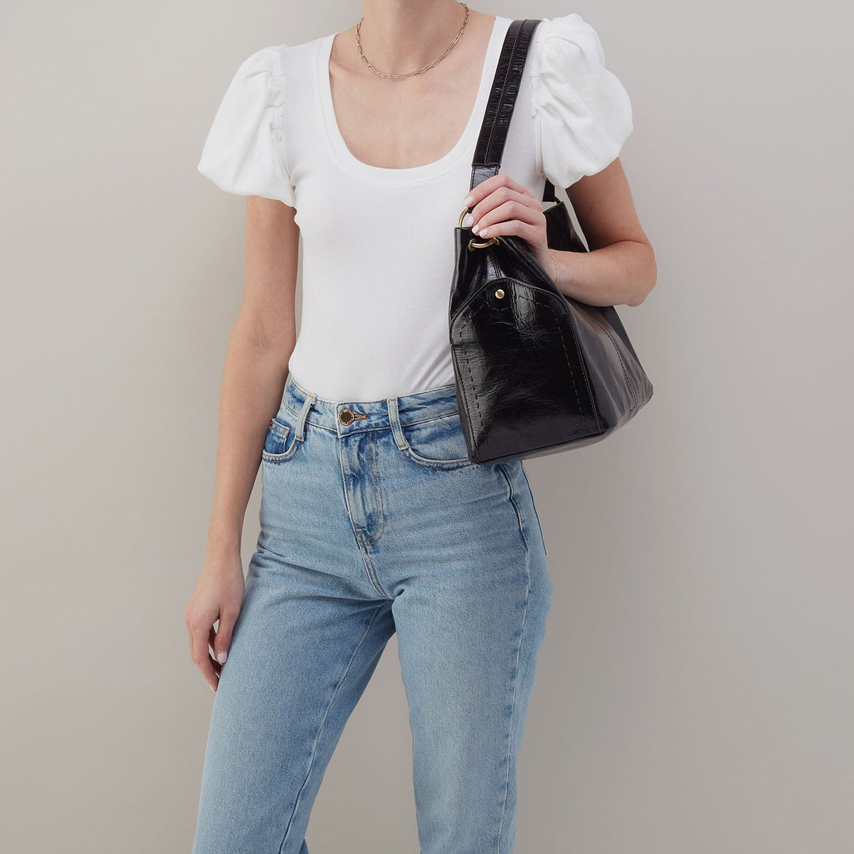 HOBO Discount - Seneca Shoulder Bag In Polished Leather - Black