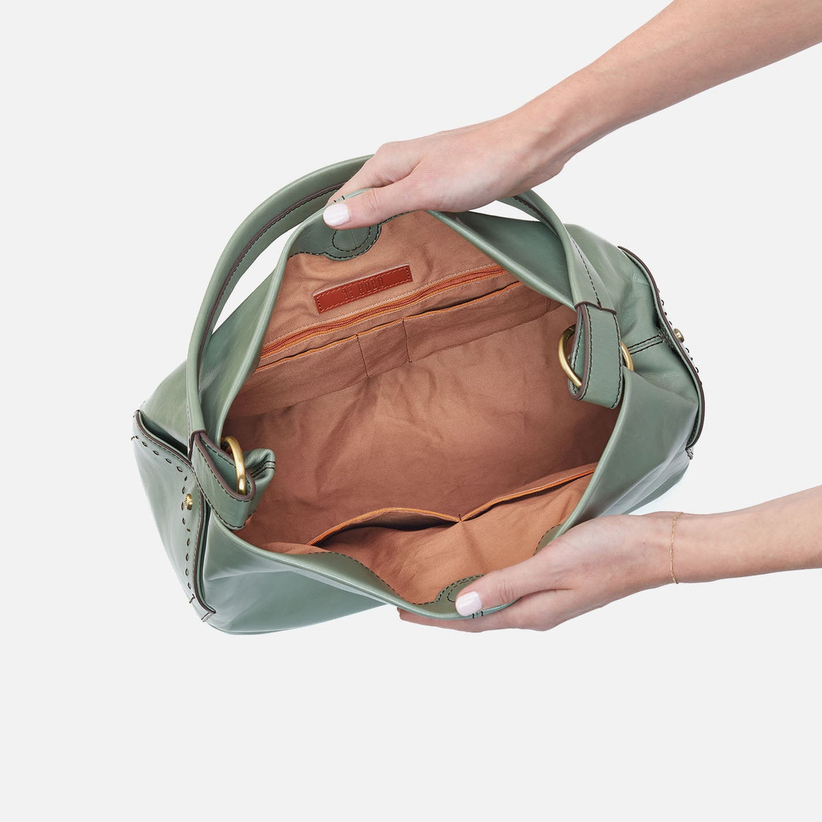 HOBO Everyday - Seneca Shoulder Bag In Polished Leather - Jade