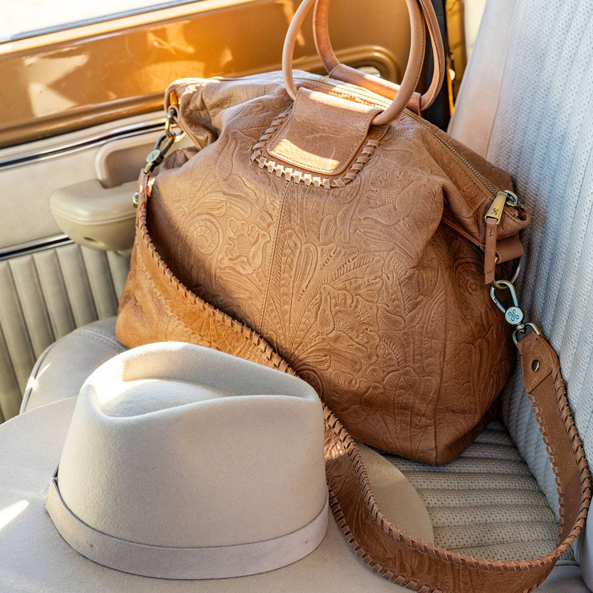 HOBO Exclusive - Sheila Large Satchel In Tooled Embossed Leather - Saddle Tooled Emboss