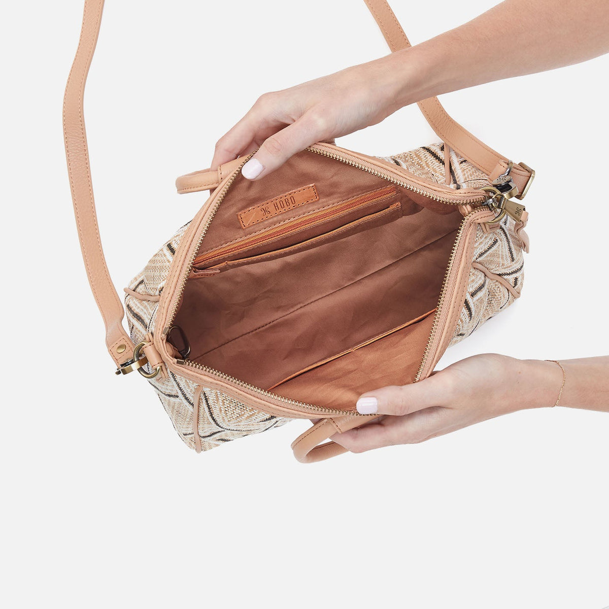 HOBO Essential - Sheila Medium Satchel In Multi Weave With Leather Trim - Cream Raffia