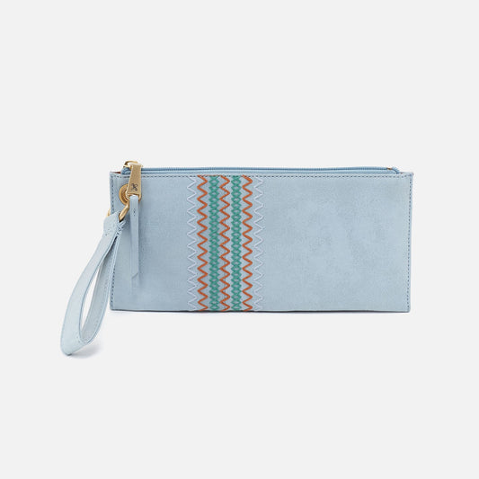 HOBO Value - Vida Wristlet In Buffed Leather - Sky