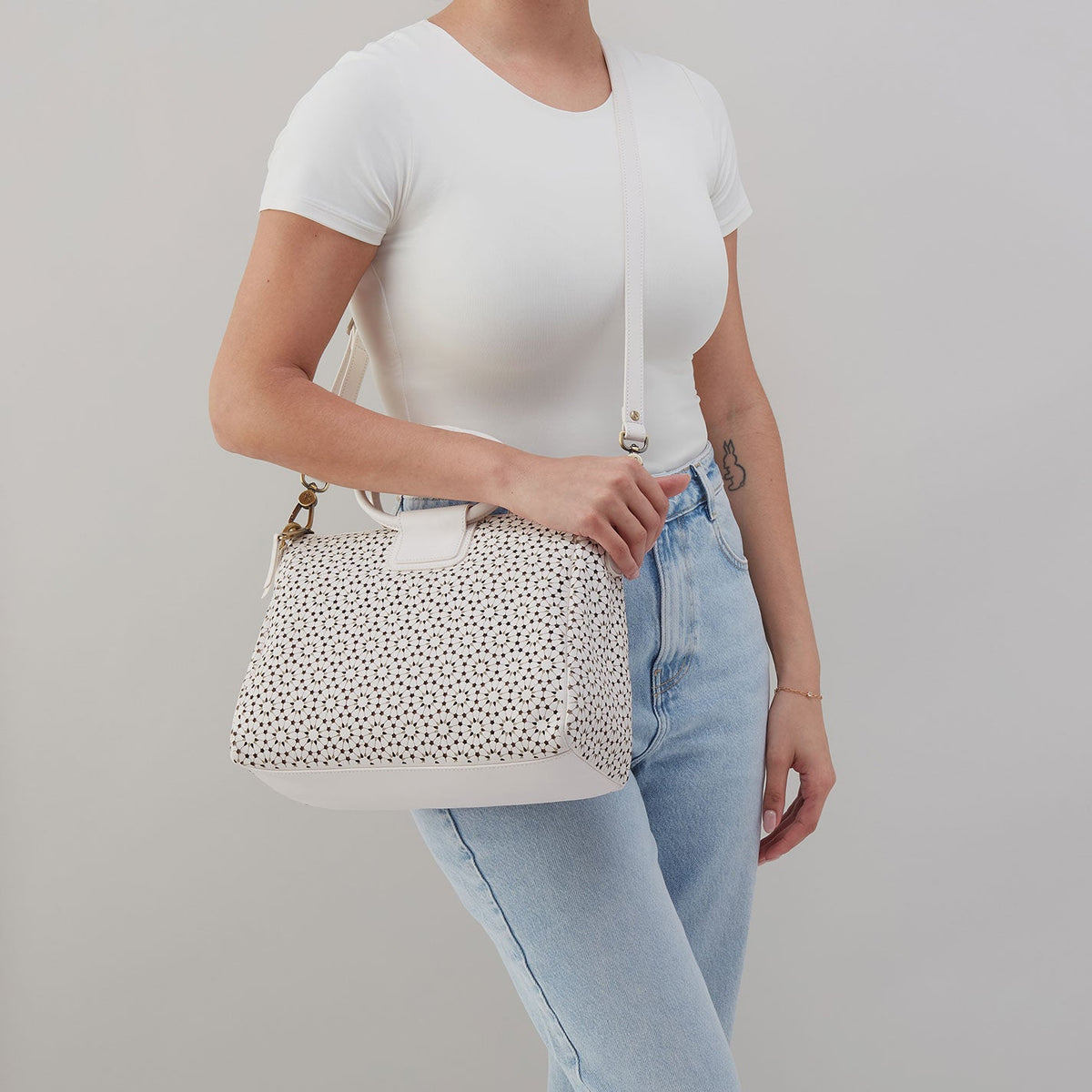 HOBO Classic - Sheila Medium Satchel In Perforated Leather - Ecru Daisy Perf